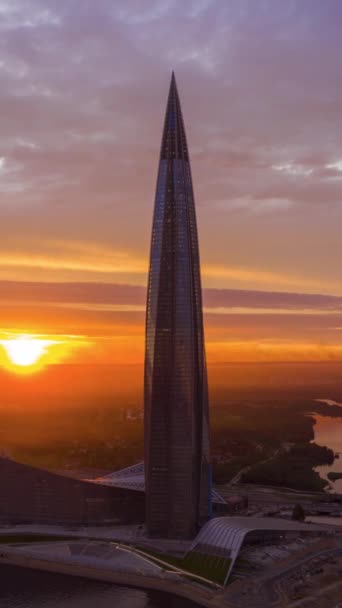 Saint Petersburg Rusia Junio 2019 Lakhta Center Rascacielos Silhouette Atardecer — Vídeo de stock