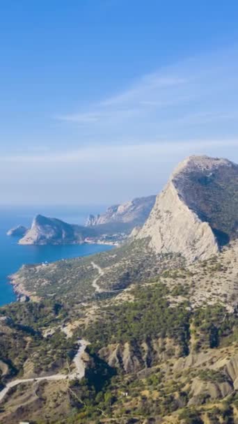 Mountain Sokol Capchik Cape Día Soleado Mar Negro Crimea Rusia — Vídeos de Stock
