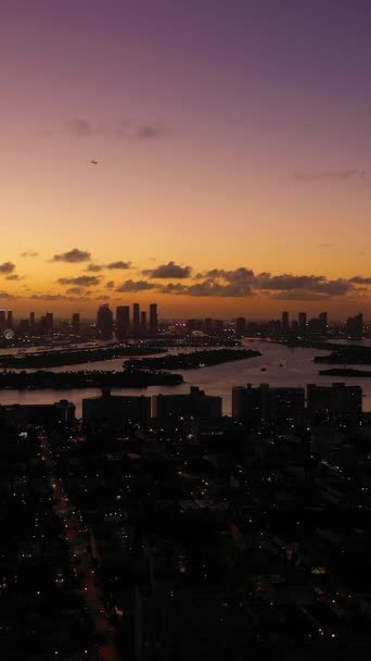 Miami Plajı Ndan Urban Skyline Sunset Ten Miami Downtown Akşam — Stok video