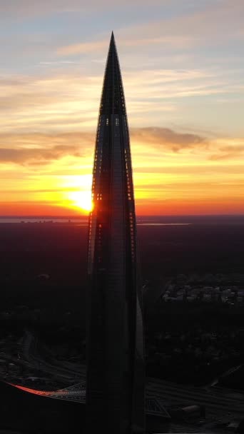 Saint Petersburg Russia June 2019 Lakhta Center Tower Silhouette Sunset – stockvideo