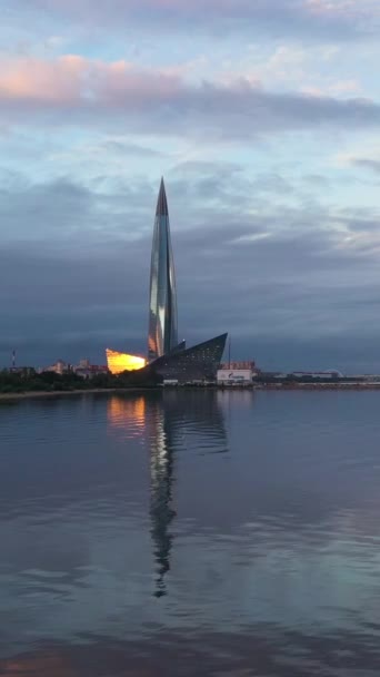 Saint Petersburg Russia Haziran 2019 Günbatımında Lakhta Center Gökdelen Saint — Stok video