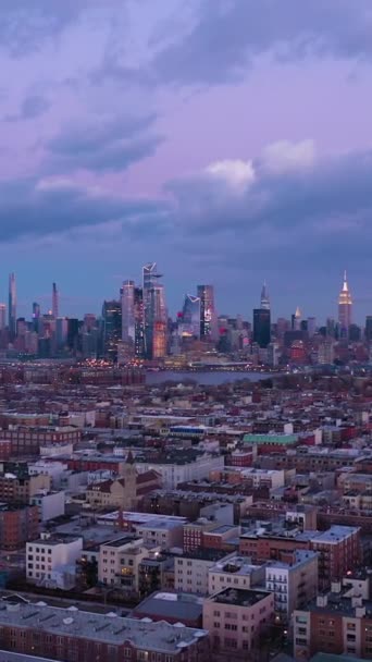 Stadsgezicht Van Midtown Manhattan Hoboken Hudson River Avondschemering New York — Stockvideo