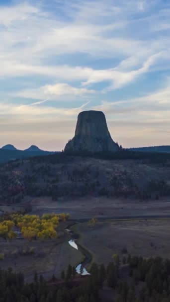 Devils Tower Butte Belle Fourche River Při Západu Slunce Podzim — Stock video