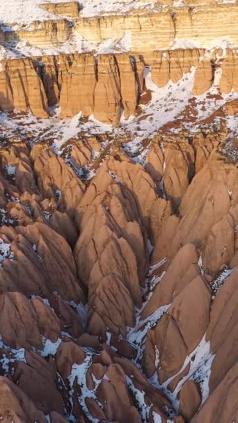 Capadocia Invierno Atardecer Snowy Hills Pillars Pavo Vista Aérea Drone — Vídeos de Stock