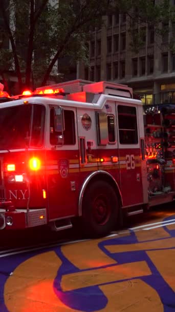 Нью Йорк Сити Сша Сентября 2021 Года Пожарная Машина Пожарной — стоковое видео