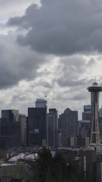Seattle Downtown Día Nublado Estados Unidos Panning Motion Time Lapse — Vídeo de stock