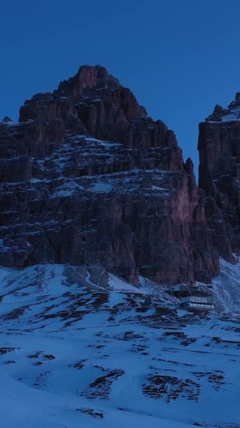 Tre Cime Lavaredo Three Peaks Morning Twilight Winter Auronzo Hut — Stock Video
