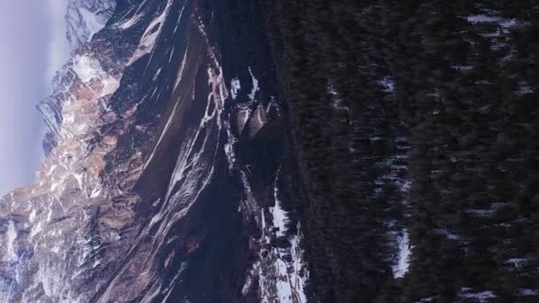 Dolomietbergen Winter Italië Luchtfoto Drone Vliegt Voorwaarts Omhoog Onthulling Schot — Stockvideo