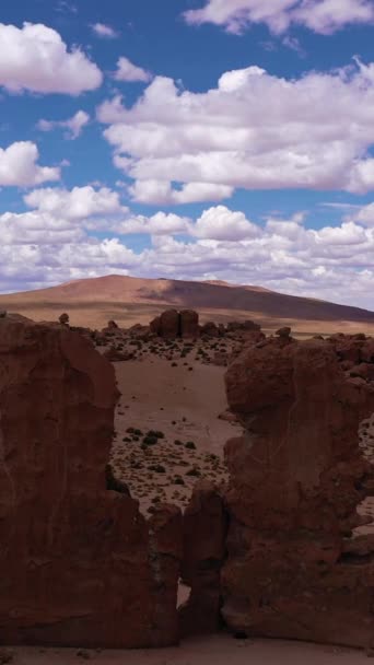 Formaciones Rock Rock Valley Bolivia Vista Aérea Drone Vuela Hacia — Vídeos de Stock