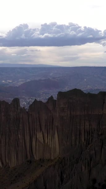 Valle Las Animas Spires와 Rock Formations 라파스 볼리비아 드론은 앞으로 — 비디오