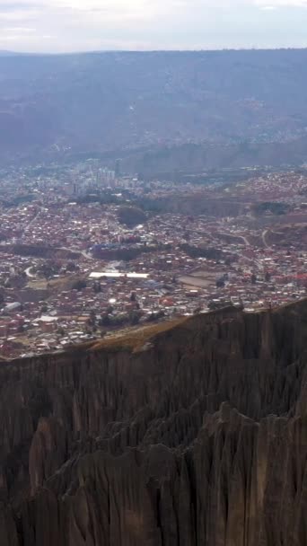 Valle Las Animas Spires와 Rock Formations 라파스 볼리비아 드론은 옆으로 — 비디오