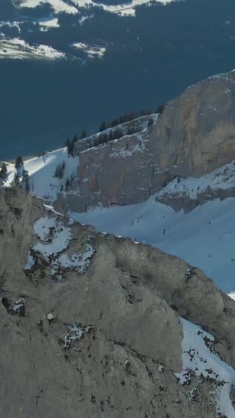 Στο Βουνό Ρόκι Ριτζ Ελβετικές Άλπεις Ελβετία Αεροφωτογραφία Κηφήνας Πετάει — Αρχείο Βίντεο