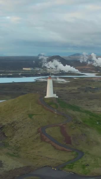 Faro Reykjanes Área Geotérmica Islandia Vista Aérea Drone Está Órbita — Vídeos de Stock