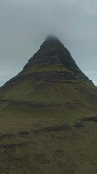 Kirkjufell Mountain Sea Été Islande Vue Aérienne Drone Envole Vers — Video