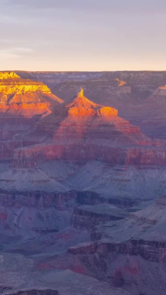 Grand Canyon Auringonnousun Aikaan Lumikki Kirkas Taivas Eteläreunalla Arizona Yhdysvallat — kuvapankkivideo