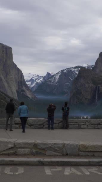 Yosemite Valley Usa December 2018 Yosemite Valley Tunnel View Cloudy — Stockvideo
