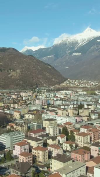 Bellinzona City Ticino Švýcarsko Letecký Pohled Dron Letí Pozpátku Široký — Stock video