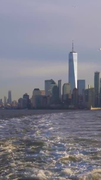 Manhattan Urban Skyline Ochtend New York City View Boat Camera — Stockvideo