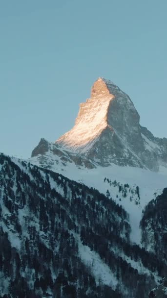 Góra Matterhorn Zimowy Poranek Wschód Słońca Alpy Szwajcarskie Szwajcarii Widok — Wideo stockowe