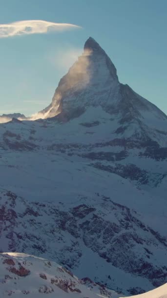 Das Matterhorn Bei Sonnenuntergang Winter Verschneite Schweizer Alpen Die Schweiz — Stockvideo