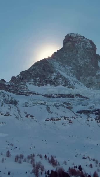 Matterhorn Mountain Zonnige Winterdag Noordelijke Muur Zwitserse Alpen Zwitserland Luchtfoto — Stockvideo
