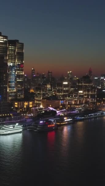 Die Beleuchtete Skyline Von Shanghai Der Abenddämmerung Puxi District Und — Stockvideo