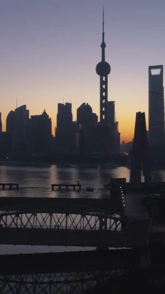 Панорамна Шанхайська Скайлайн Світанку Фінансовий Район Луйядзуй Річка Хуанпу Китай — стокове відео