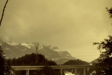 Dağların güzel manzarası