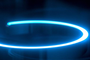 mavi ve beyaz neon ışık arkaplanı