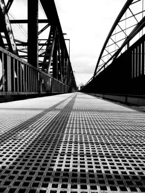 Şehirde boş köprü