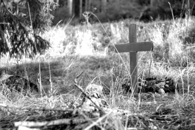 Mezarlıkta çapraz