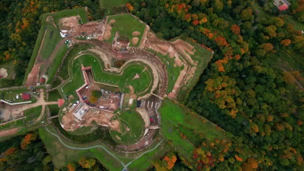 Srebrna Gora Fort Sudety Bergen Herfst Seizoen Luchtfoto Drone Uitzicht — Stockvideo