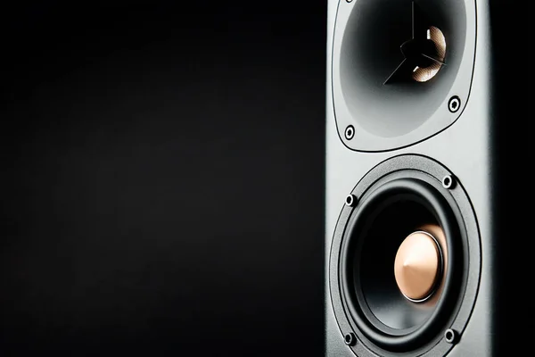 Multimedialer Akustischer Lautsprecher Mit Kopierraum Soundsystem Auf Dunklem Hintergrund — Stockfoto