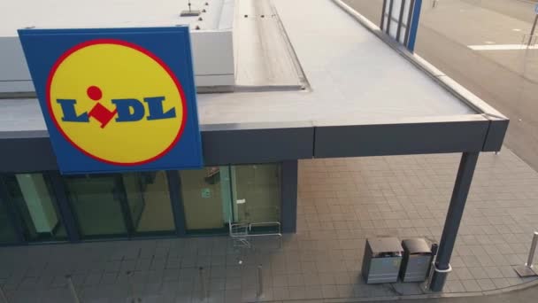 Lidl Supermarket Facade Aerial View German Global Discount Supermarket Chain — Stock Video