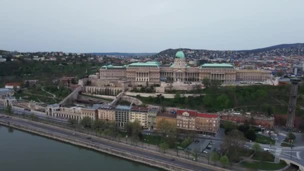 Vista Panorâmica Horizonte Budapeste Castelo Grand Buda Capital Hungria Arquitetura — Vídeo de Stock