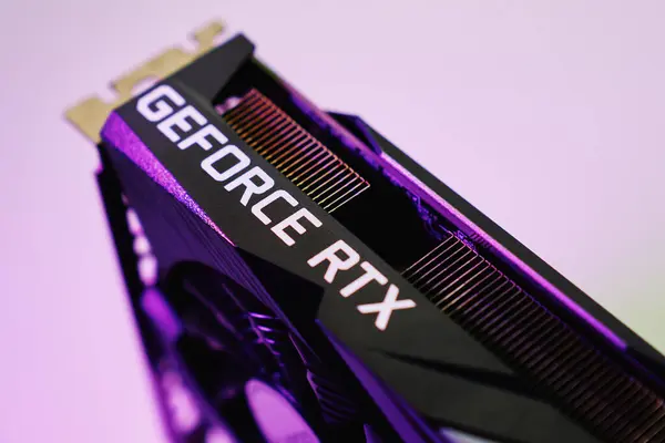 Yüksek performanslı nVidia Geforce RTX 3060 Gaming grafik kartına yakın plan. Oyun ve gelişmiş bilgisayarlar için modern video kartı. Wroclaw, Polonya - 9 Ekim 2024