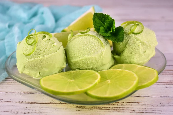 Ice Cream Lime Plate Close Stock Image