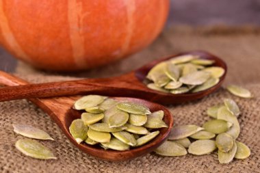 Balkabağı çekirdeği. Kabak çekirdeğine yakın plan..