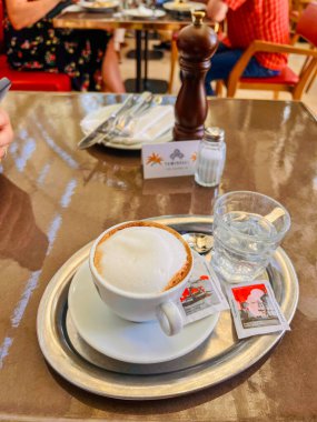 Lezzetli Wiener kahvesi Viyana restoranında melanj deniyor..