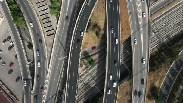 Menangkap Perspektif Udara Mengamati Simfoni Dinamis Dari Persimpangan Jalan Besar — Stok Video