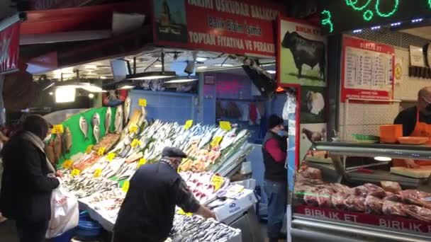 Прогулянка Рибним Ринком Скардані Стамбул 2022 Року Менше Людей Ніж — стокове відео
