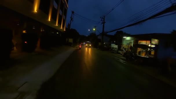 Ledna 2024 Chalong Phuket Thailand Jízda Noci Matně Osvětlenými Venkovskými — Stock video