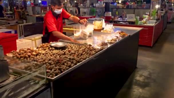 February 2024 Nonthaburi Thailand Ambiance Thai Night Market Muang Nonthaburi — Stock Video