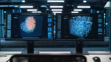 Gelişmiş Sinir Ağı, Makine Öğrenme ve Bilgisayar Monitörlerinde Yapay Zeka Analizi Gösteren Yüksek Teknolojik Büyük Veri Merkezi Sunucusu. Web Hizmetleri Kavramı, Bulut Hesaplama, Siber Güvenlik