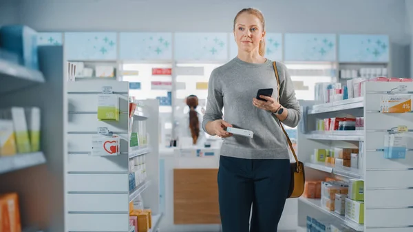 Pharmacy Drugstore Beautiful Young Woman Decided Buy Medicine Drugs Vitamins — Stock Photo, Image