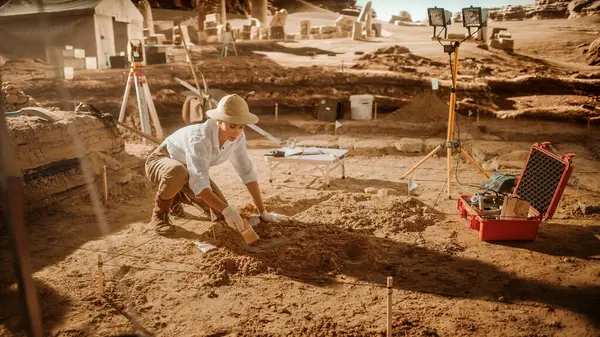 Site Fouille Archéologique Grande Archéologue Travail Sur Site Excavation Nettoyage — Photo