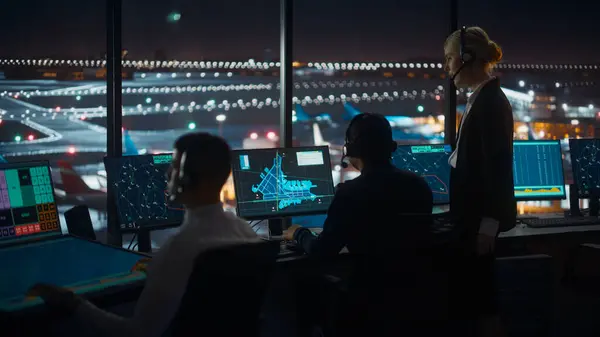 Female Male Air Traffic Controllers Headsets Talk Airport Tower Night — Stock Photo, Image