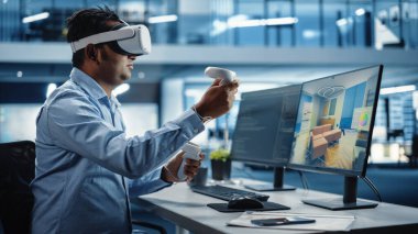 Endüstriyel Yazılım Geliştirici Yazım Kodu ve Test 3D İç Tasarım Arayüzü. Sanal Mobilya Giyilirken Mühendis Düzenleme ve Taşıma