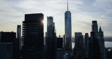 Moody Havacılık New York Şehir Akşam Manzarası Aşağı Manhattan Mimarisi. Panoramik Şehir Merkezi Sunset 'te bir helikopterden vuruldu. Modern Şehir Manzarası