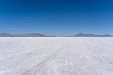 Utah 'taki Bonneville Salt Flats manzarası.